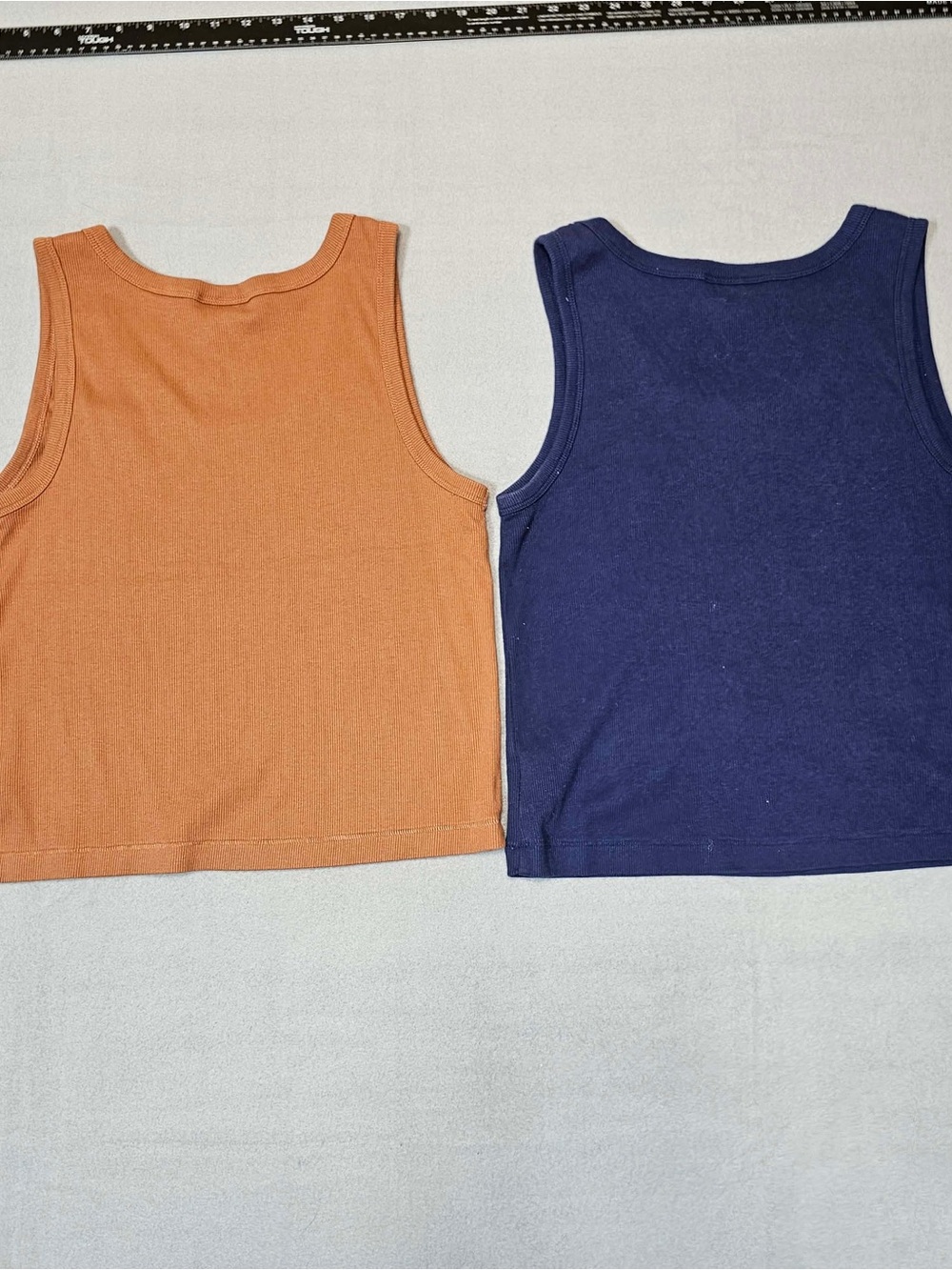 #334 Universal Thread 2-Pack Ribbed Tank Tops – Size XL - Picture 2 of 3